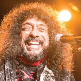Legend rock guitarist, Javier Bátiz, on teaching Carlos Santana