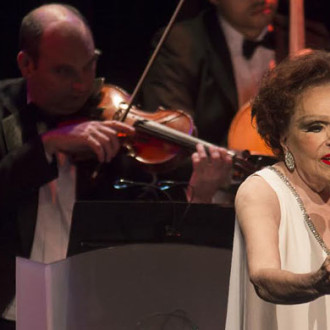 Bibi Ferreira, 94, performs in NYC and shares her life